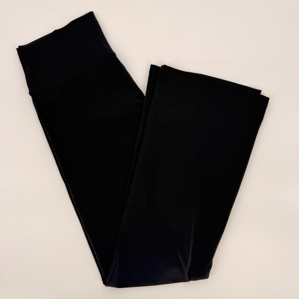 OFFLINE By Aerie The Hugger High Waisted True Black Bootcut Leggings Size XL - Picture 6 of 7